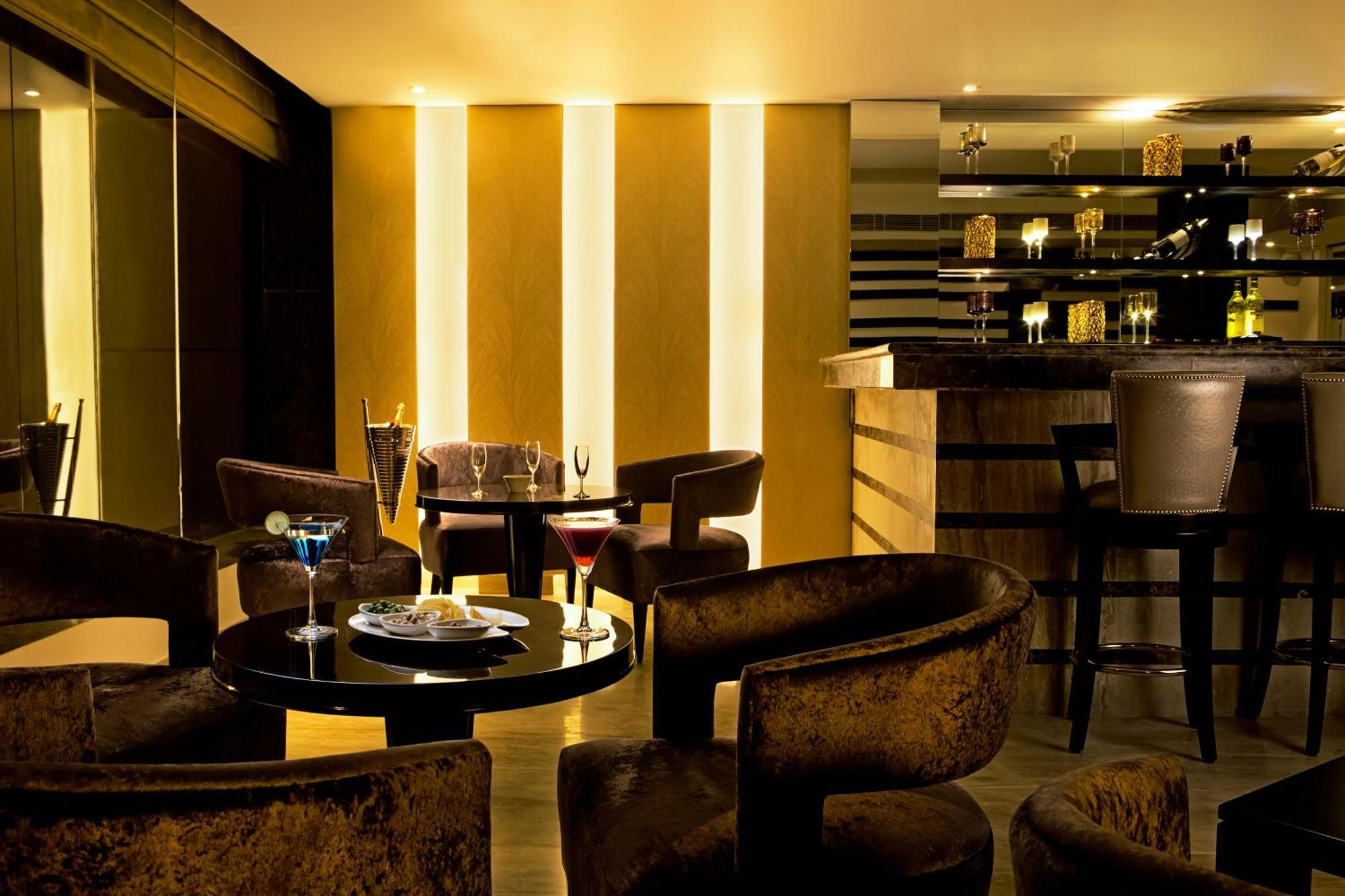 Golden Tulip Bhiwadi Otel Dış mekan fotoğraf