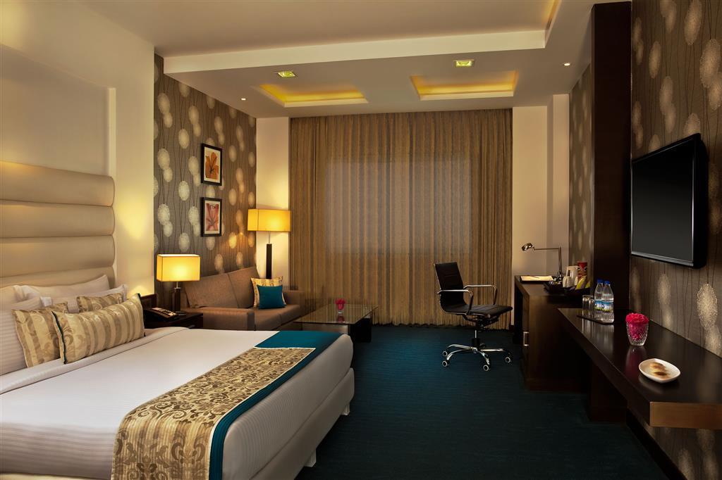 Golden Tulip Bhiwadi Otel Oda fotoğraf