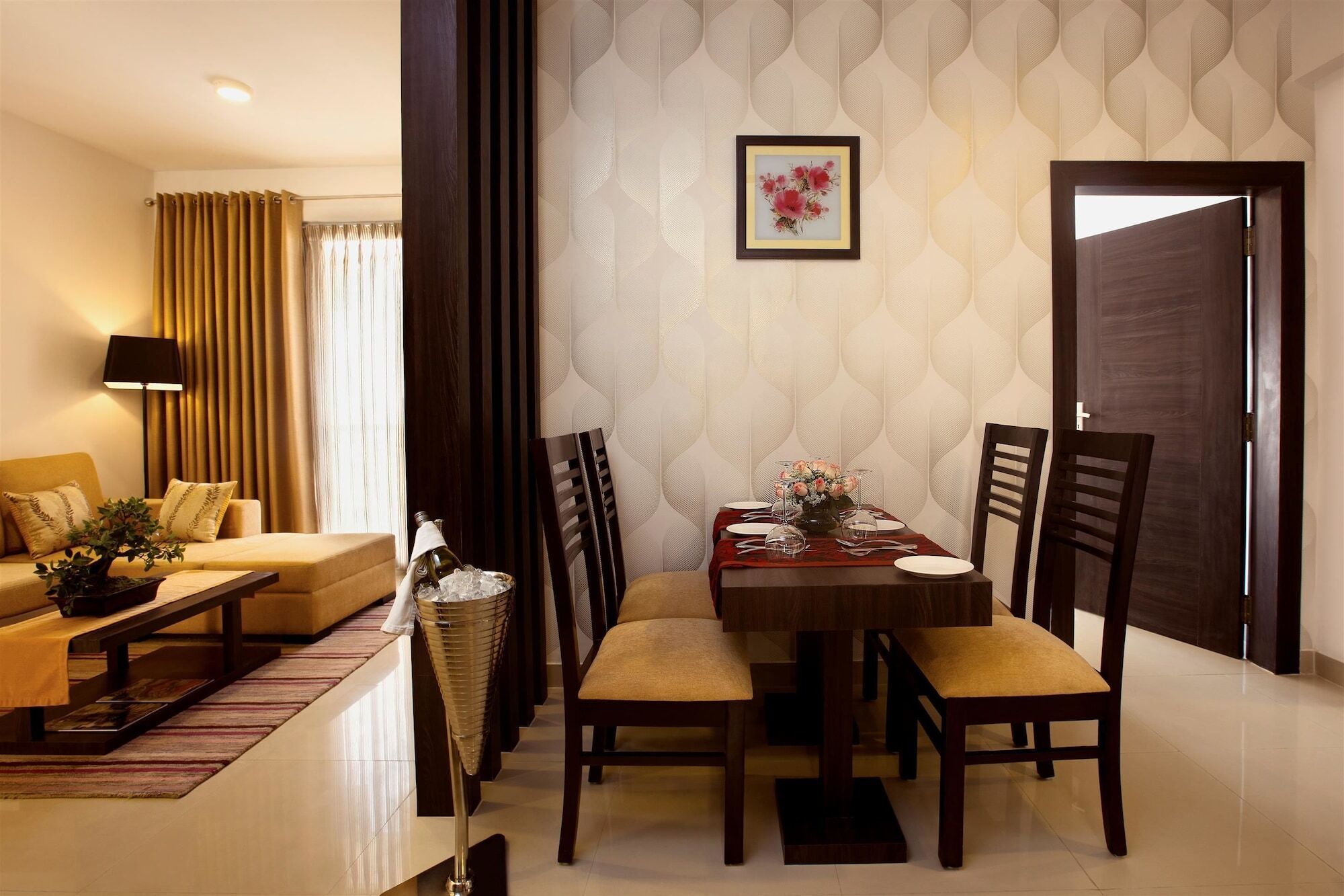 Golden Tulip Bhiwadi Otel Dış mekan fotoğraf